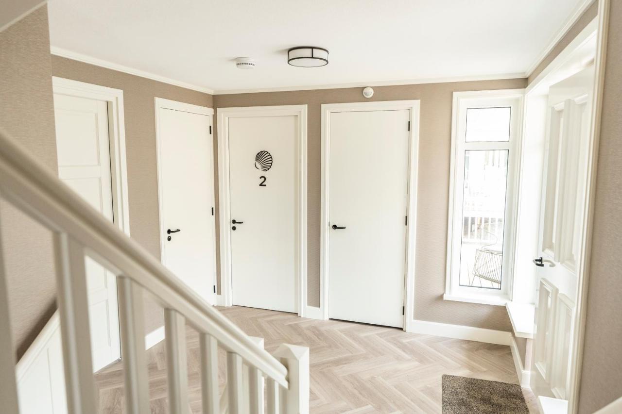 Hampton Home B&B Suites Де Коох Екстериор снимка