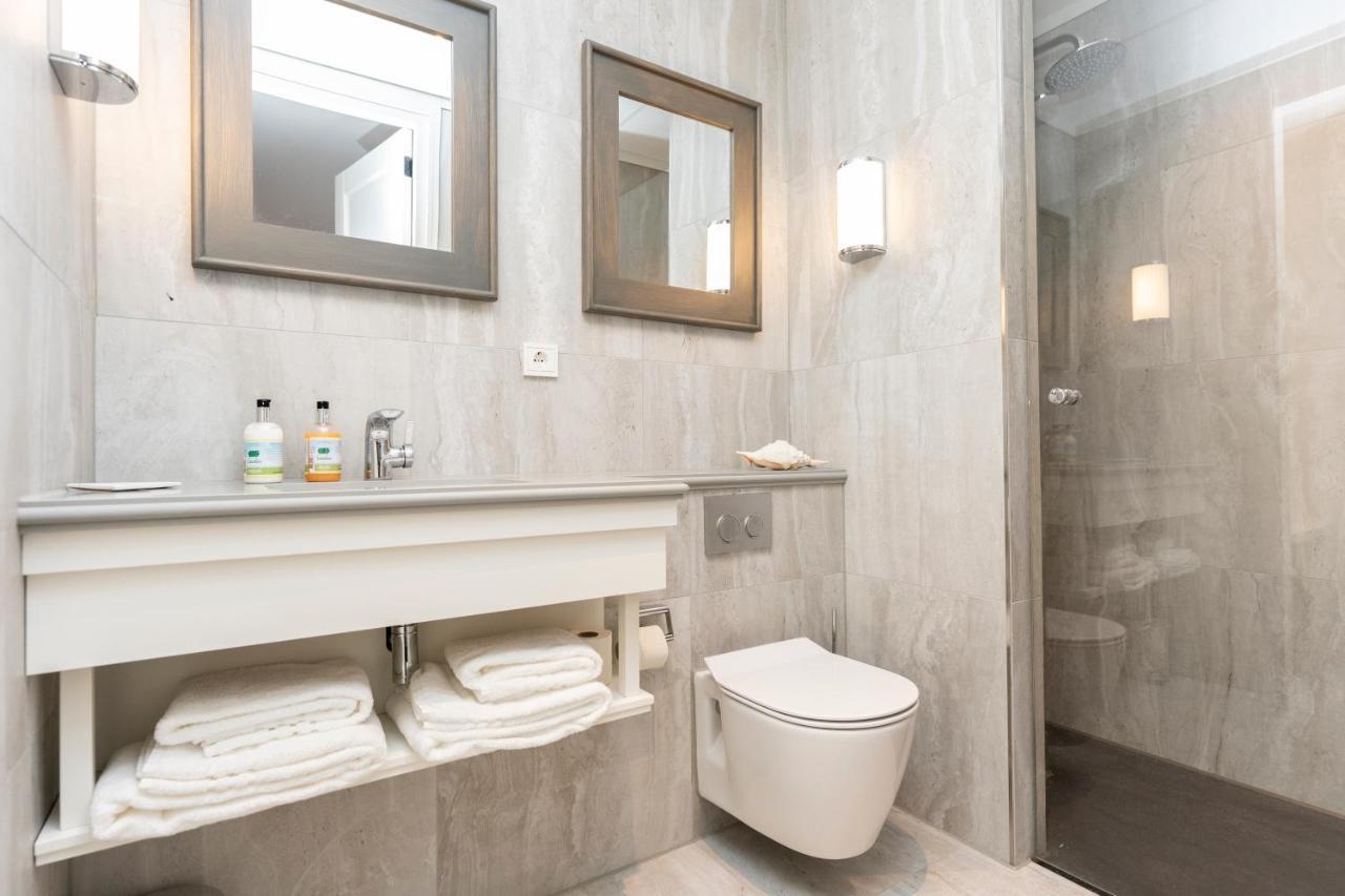 Hampton Home B&B Suites Де Коох Екстериор снимка